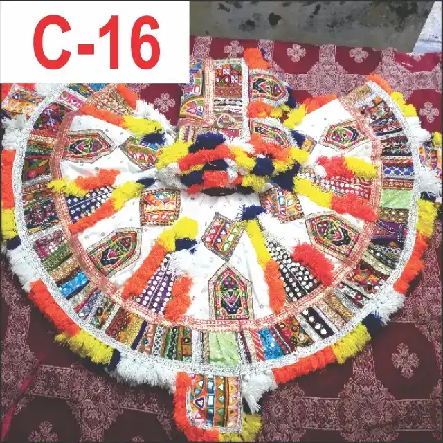 C16